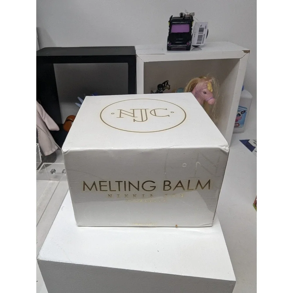 Nikkia Joy Cosmetics Melting Balm‎